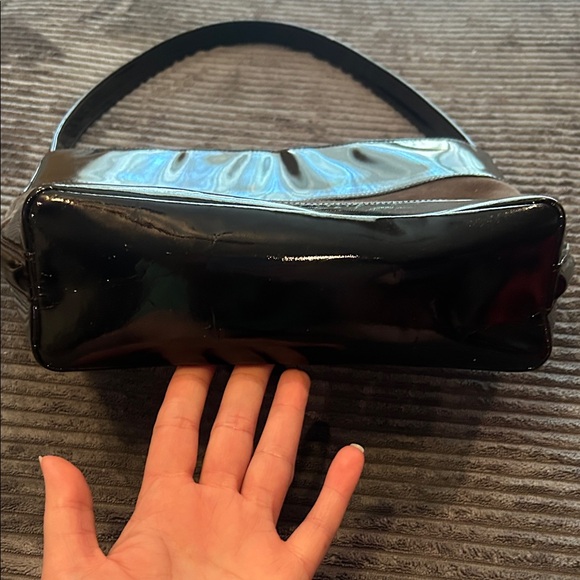 Gucci Tom Ford Era Patent and Suede Shoulder Bag - Picture 6 of 15